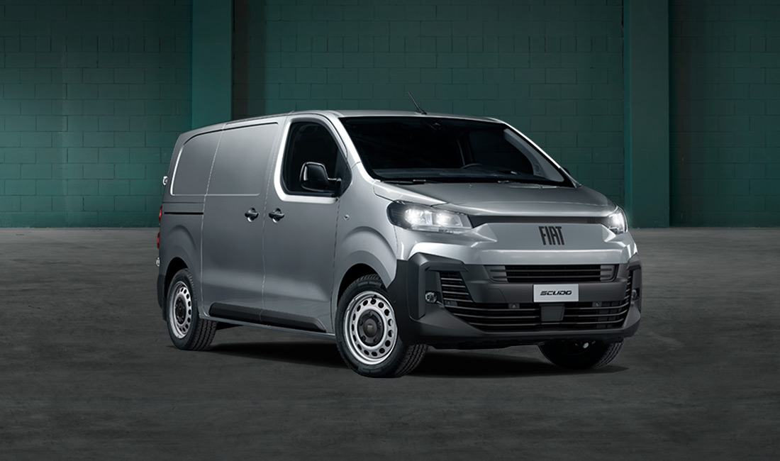 Front 3/4 render of a fiat with Metallic Silver paint